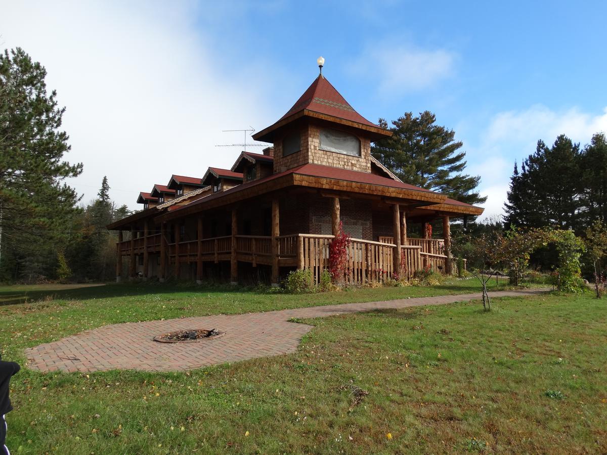 Lenroot Lodge Seeley Εξωτερικό φωτογραφία